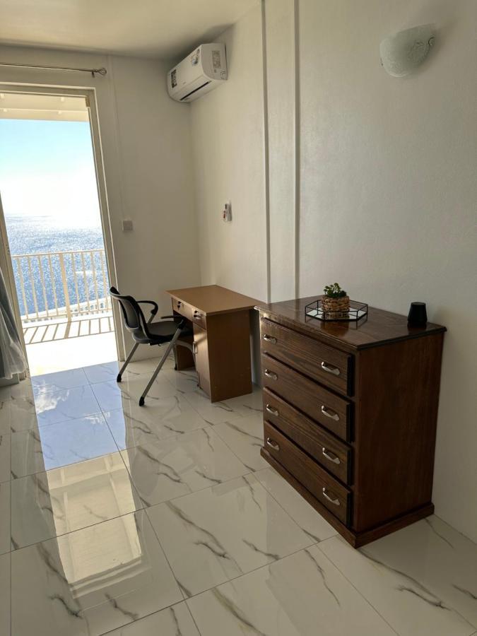 Eldorado Guesthouse & Car Rental Roseau Dış mekan fotoğraf