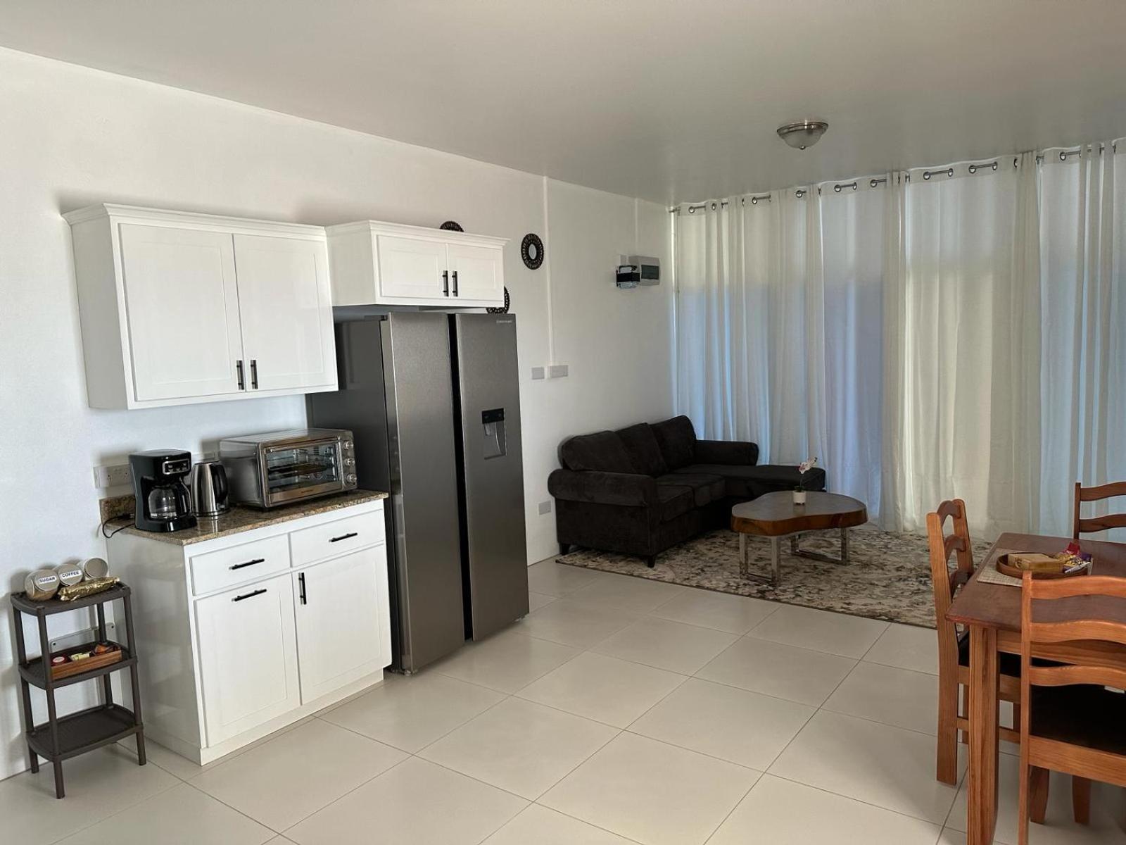 Eldorado Guesthouse & Car Rental Roseau Dış mekan fotoğraf