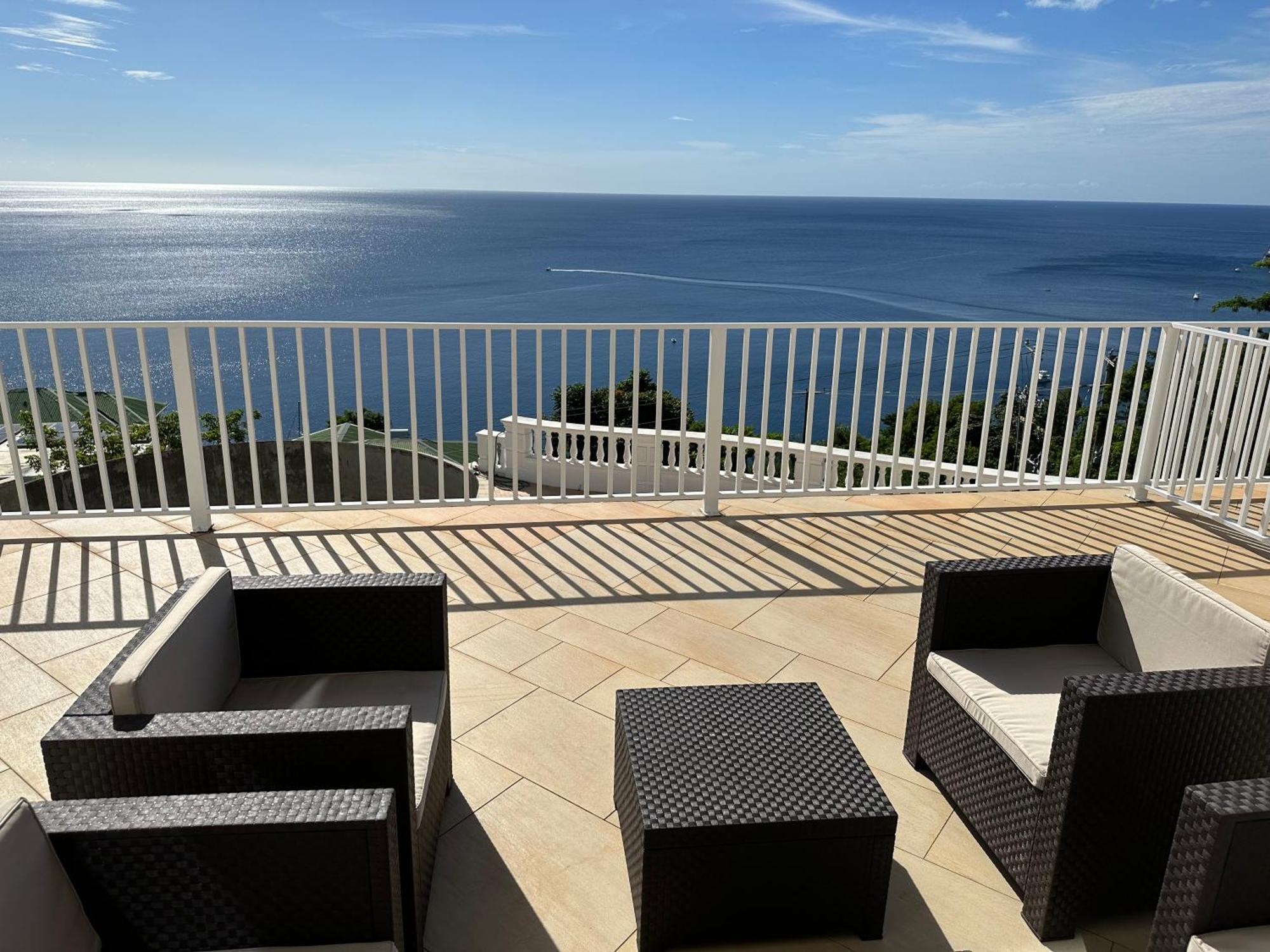 Eldorado Guesthouse & Car Rental Roseau Oda fotoğraf