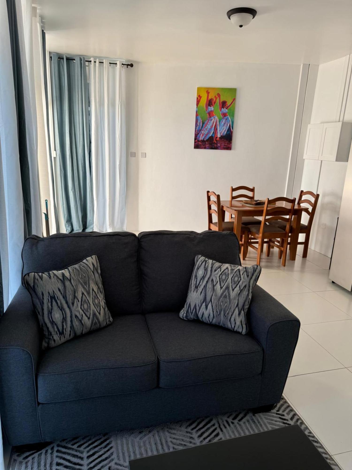 Eldorado Guesthouse & Car Rental Roseau Oda fotoğraf